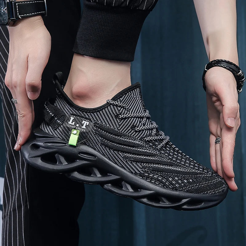 Ademende loopschoenen voor heren Mode Platform Heren Casual schoenen Mesh Lichtgewicht Antislip Outdoor Sneakers Werk Zwart Tennis